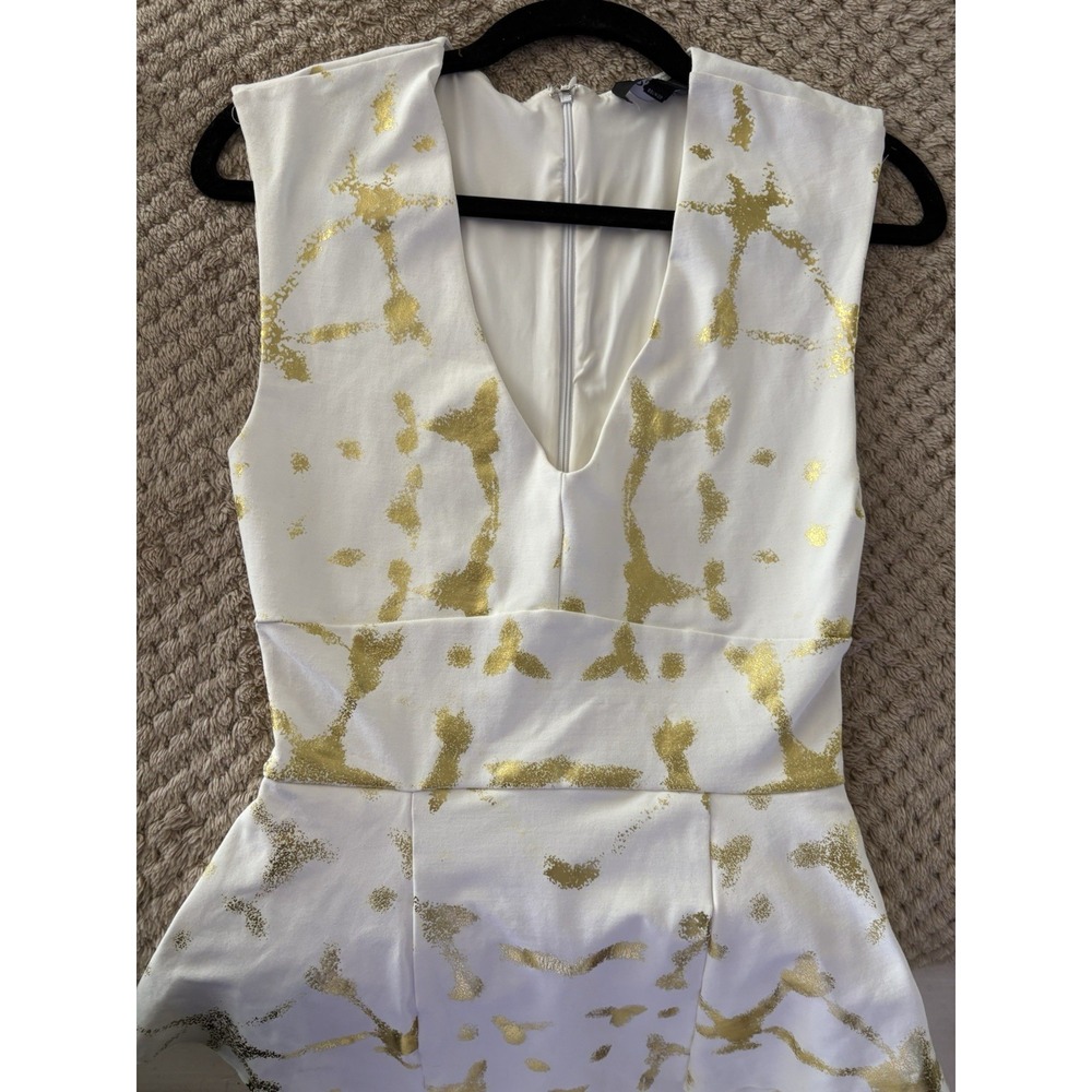 Beautiful Bebe  White & Gold Peplum  Lined Dress XS Celebrity Fave🔥 - Picture 8 of 16
